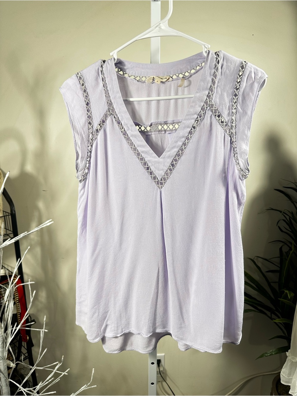 N236. Rebecca Taylor Lavender Sleeveless V-Neck Blouse with Trim